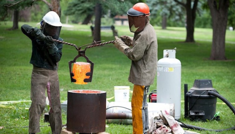 Crucible holds #30 of aluminum and #90 of bronze.